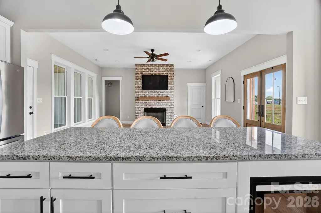 1182 Cape Hickory Road Hickory NC 28601