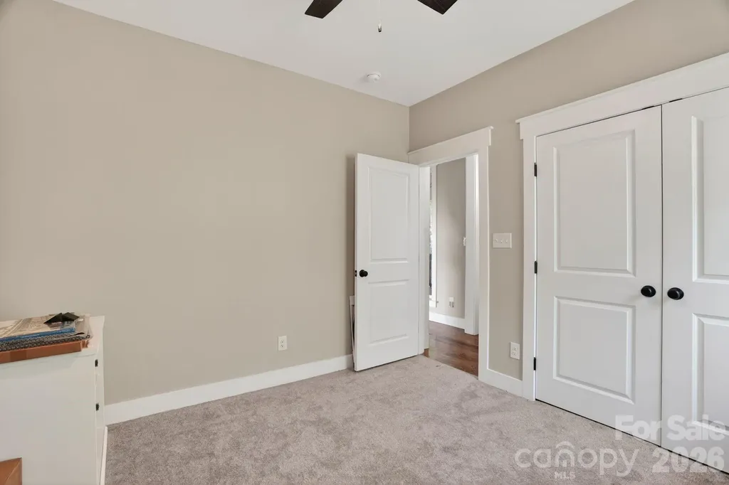 1182 Cape Hickory Road Hickory NC 28601