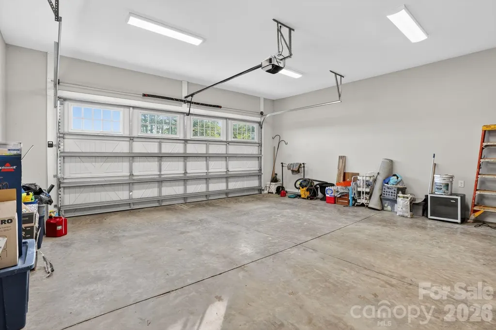 1182 Cape Hickory Road Hickory NC 28601