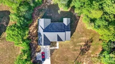 1182 Cape Hickory Road Hickory NC 28601