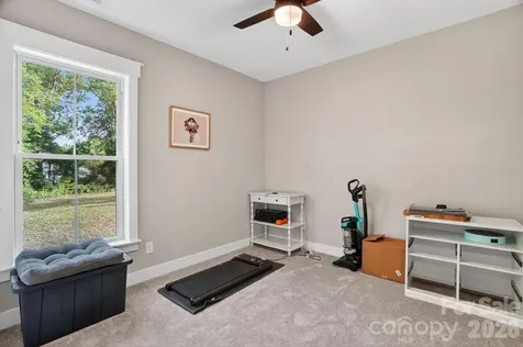 1182 Cape Hickory Road Hickory NC 28601