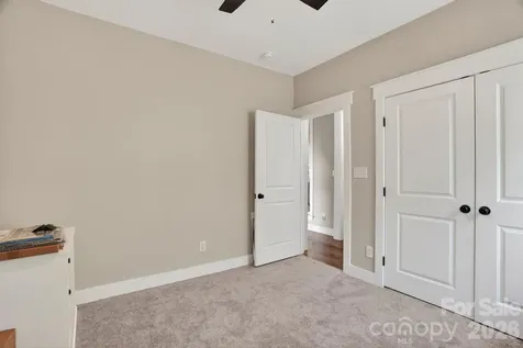 1182 Cape Hickory Road Hickory NC 28601