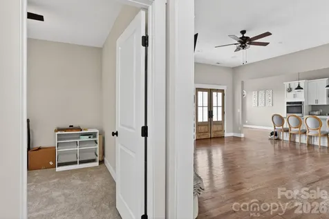 1182 Cape Hickory Road Hickory NC 28601