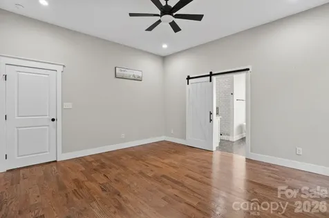 1182 Cape Hickory Road Hickory NC 28601