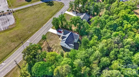 1182 Cape Hickory Road Hickory NC 28601