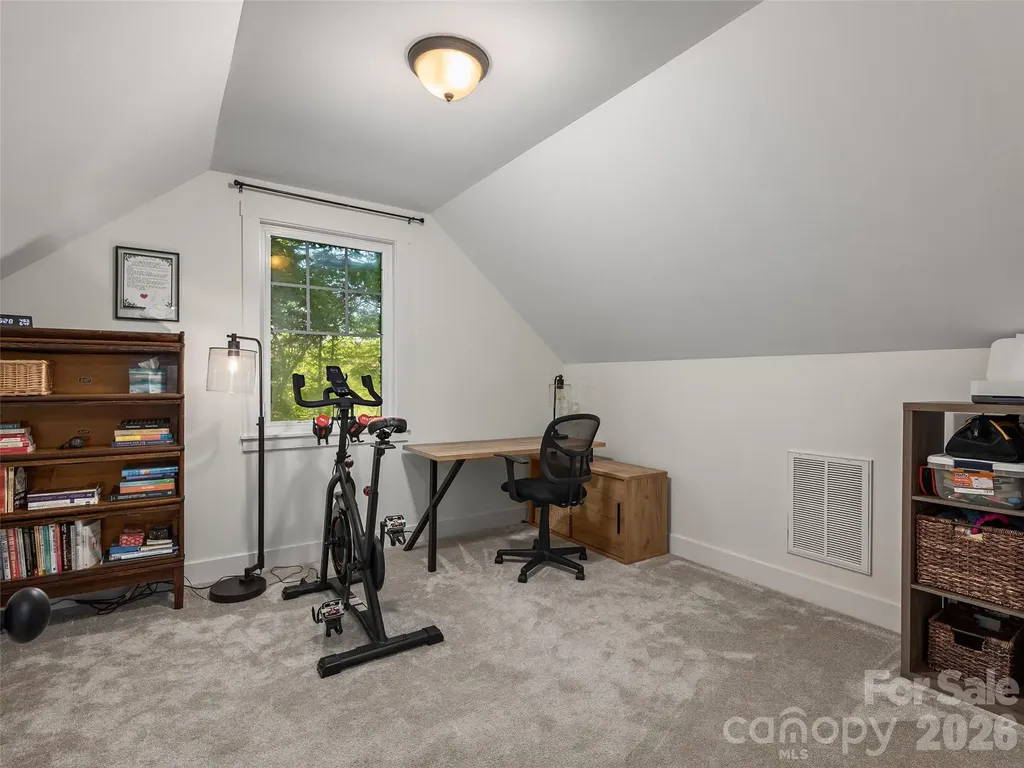 11 Knotty Alder Court Candler NC 28715