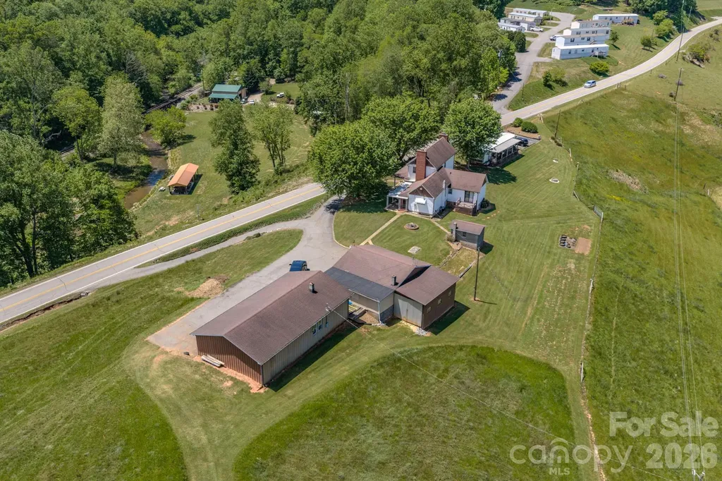 502 And 504 Old Us 19 23 Highway Candler NC 28715