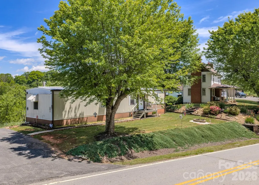 502 And 504 Old Us 19 23 Highway Candler NC 28715