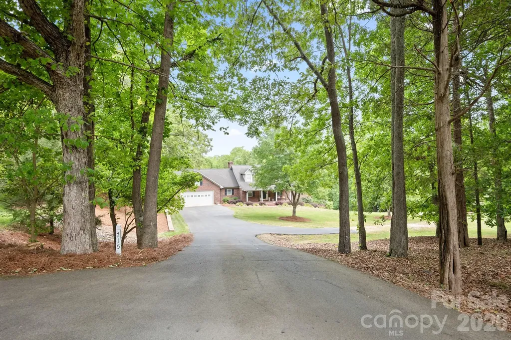 715 Orphanage Road Concord NC 28027