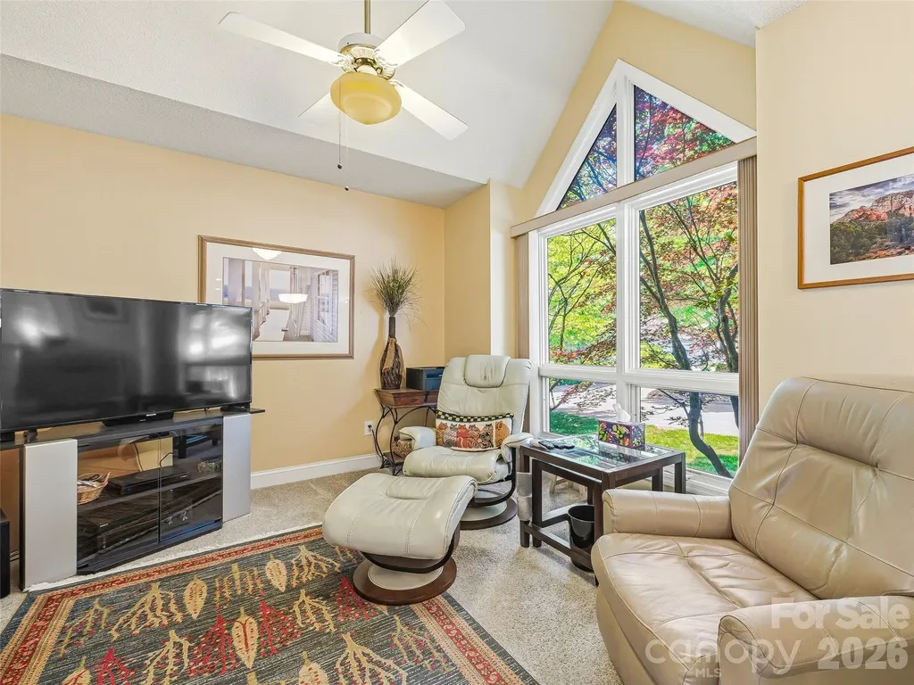 119 Carriage Walk Lane Hendersonville NC 28791