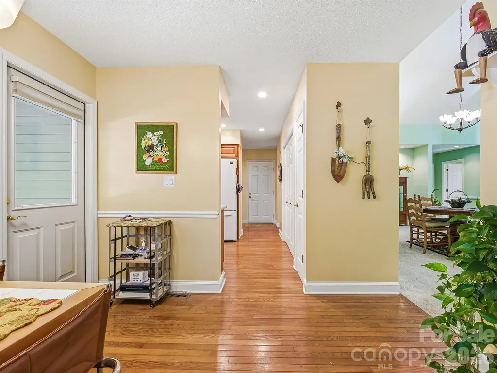 119 Carriage Walk Lane Hendersonville NC 28791