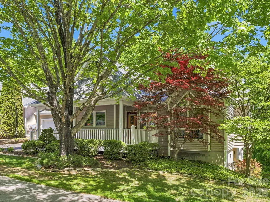 119 Carriage Walk Lane Hendersonville NC 28791