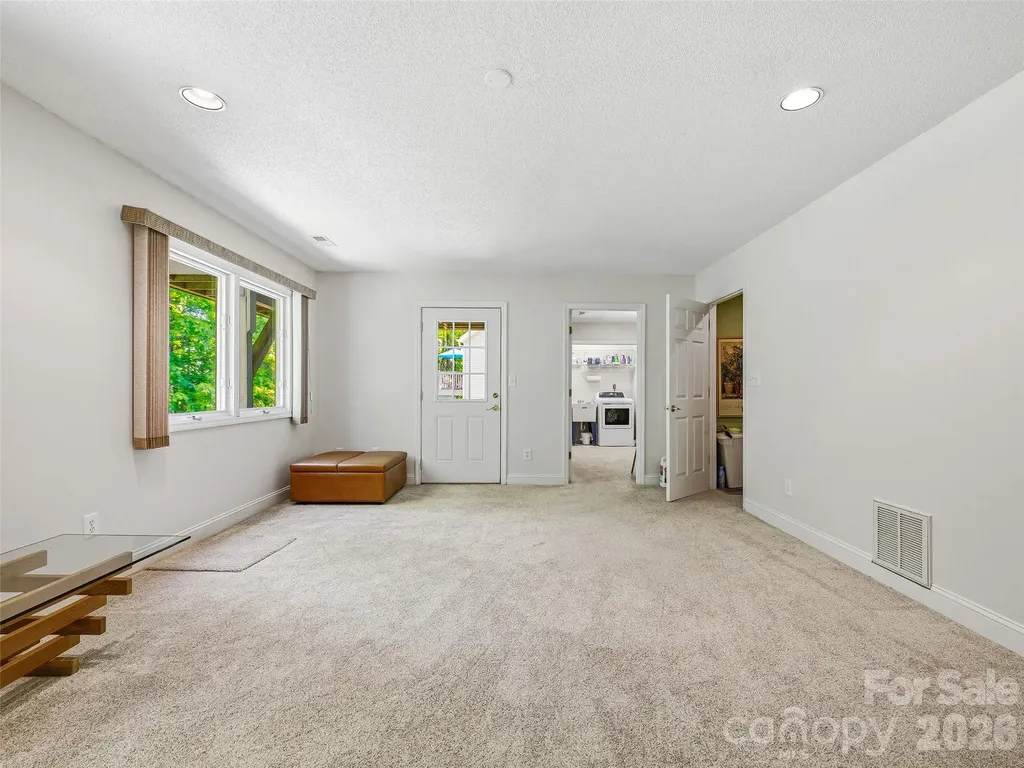 119 Carriage Walk Lane Hendersonville NC 28791