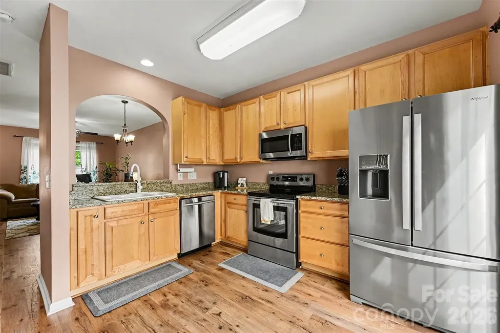 1033 Woodglen Lane Matthews NC 28104