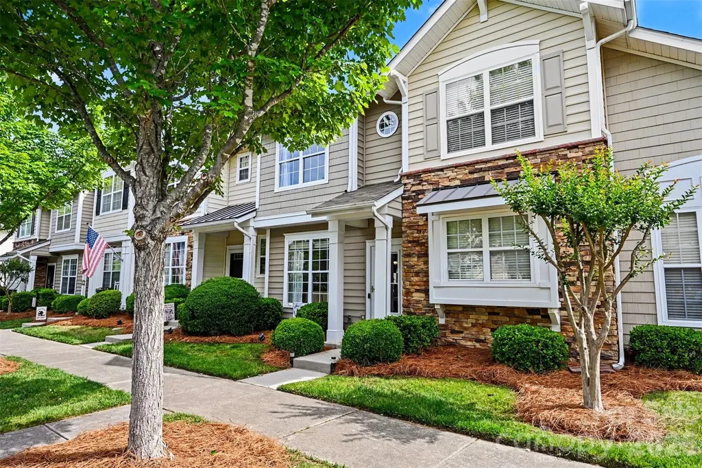 1033 Woodglen Lane Matthews NC 28104