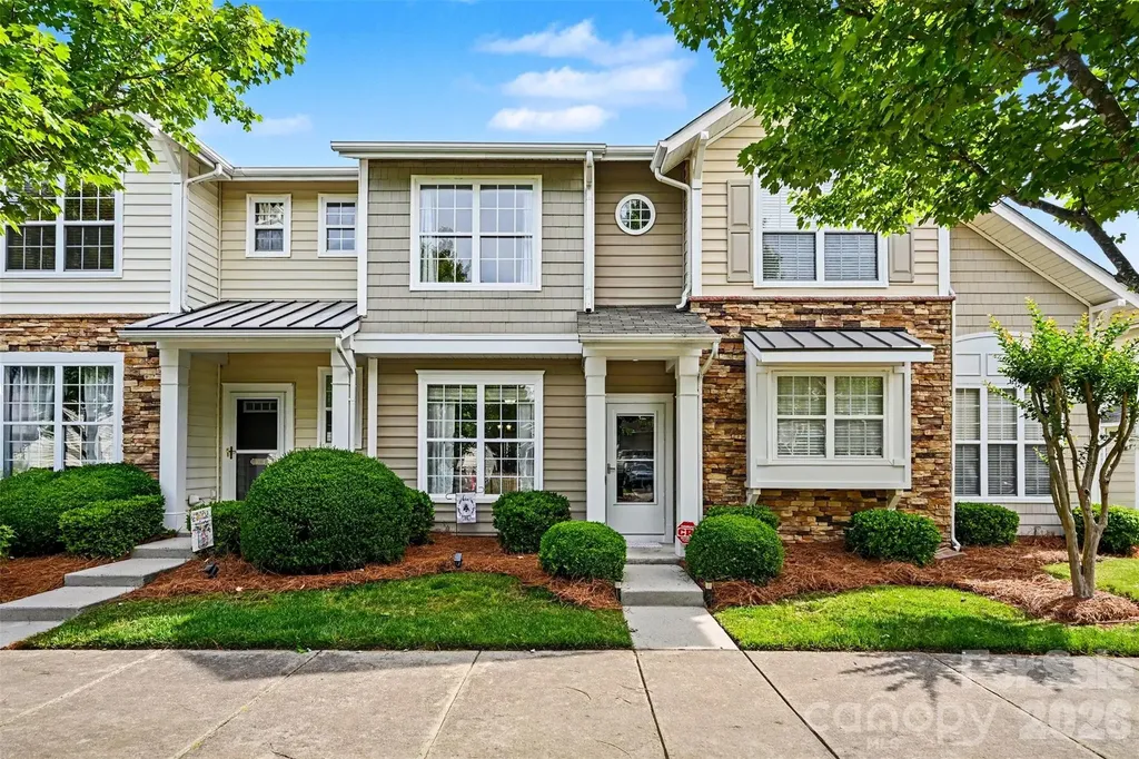 1033 Woodglen Lane Matthews NC 28104