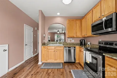 1033 Woodglen Lane Matthews NC 28104