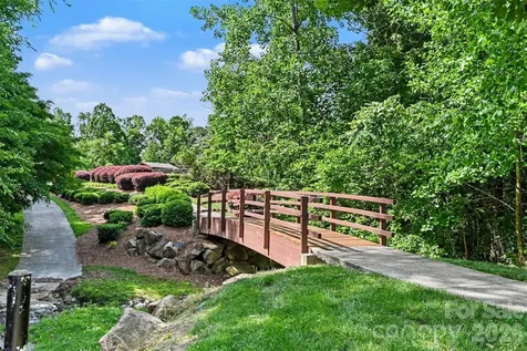 1033 Woodglen Lane Matthews NC 28104