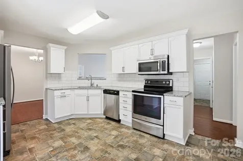 13919 Ballyshannon Lane Charlotte NC 28278