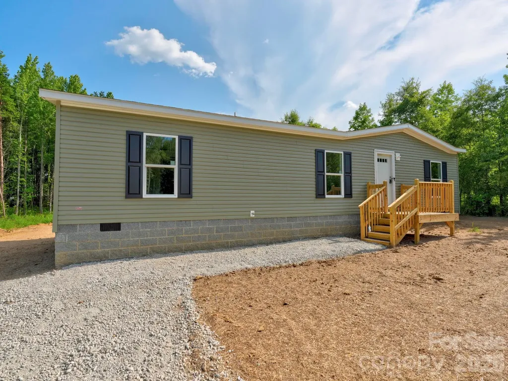 355 Middle Brook Drive Rockwell NC 28138