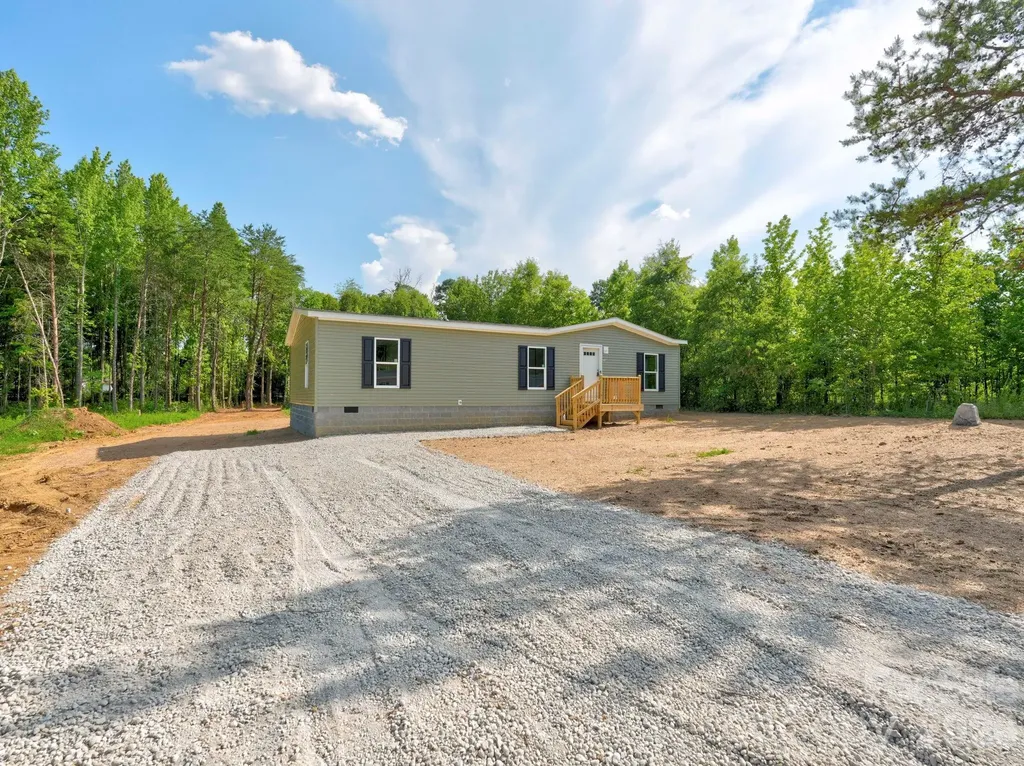 355 Middle Brook Drive Rockwell NC 28138