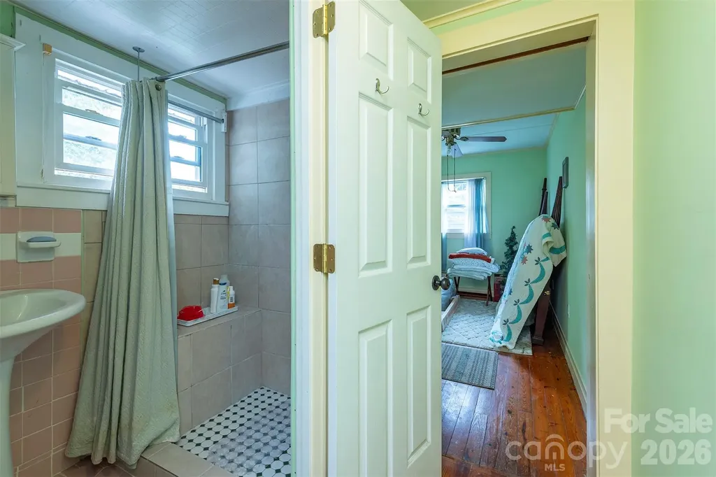 110 Enthoffer Street Black Mountain NC 28711