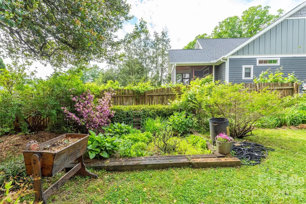 110 Enthoffer Street Black Mountain NC 28711