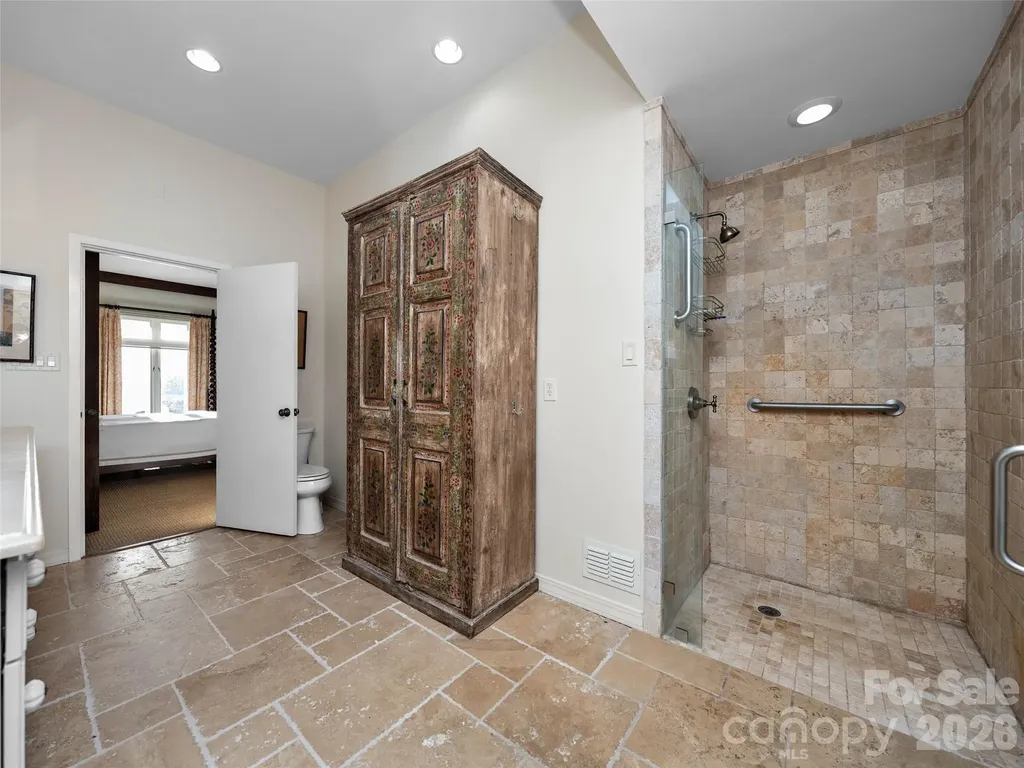 65 Crestwood Road Asheville NC 28804