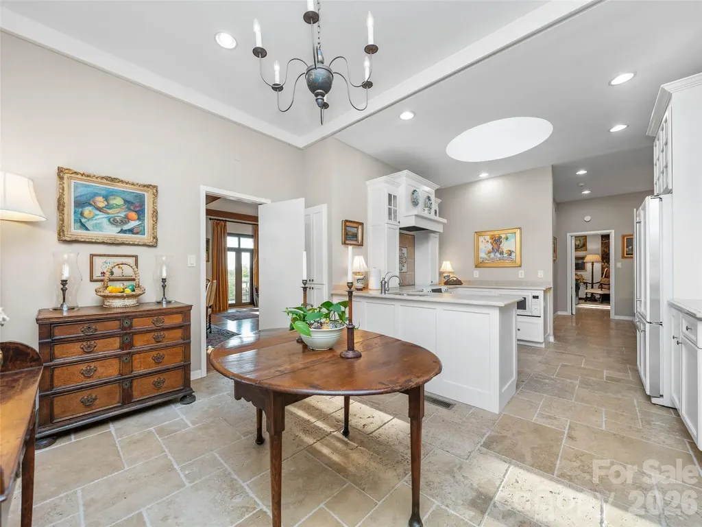 65 Crestwood Road Asheville NC 28804