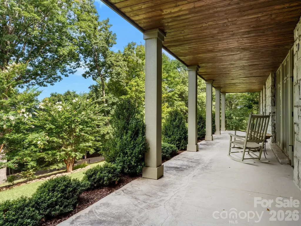 65 Crestwood Road Asheville NC 28804