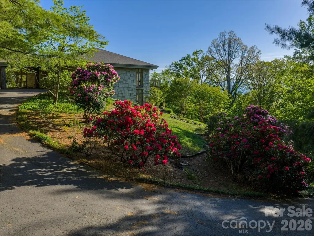 65 Crestwood Road Asheville NC 28804