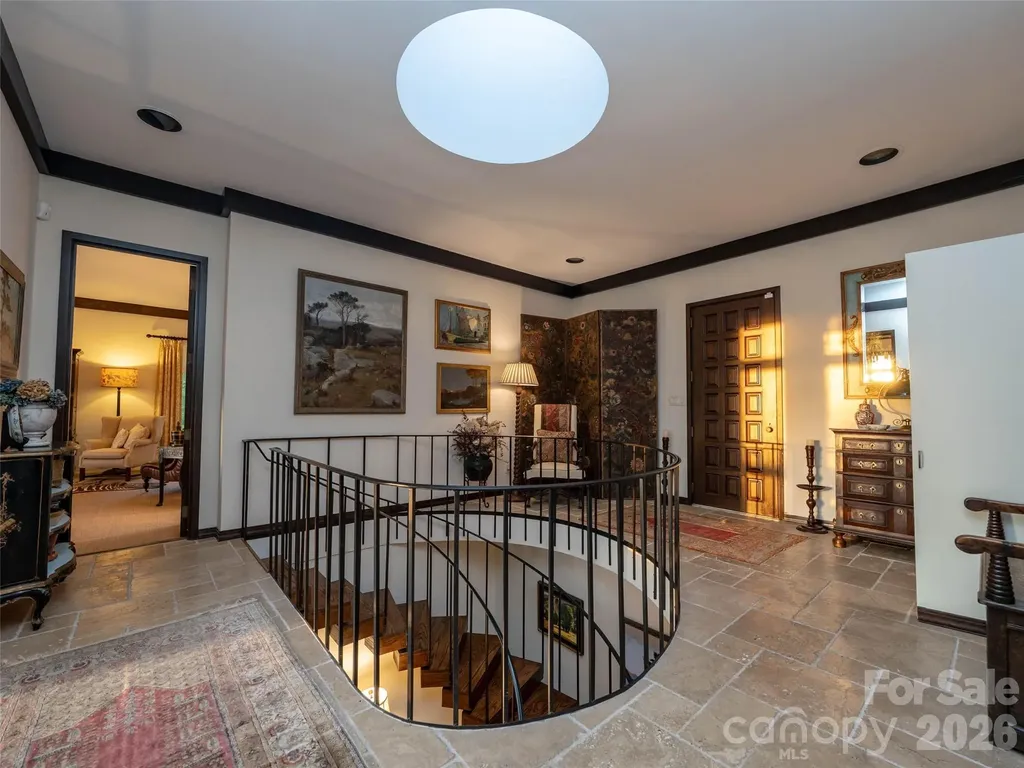 65 Crestwood Road Asheville NC 28804