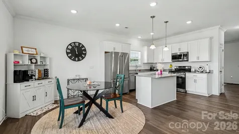 178 Wickham Court Clemmons NC 27012
