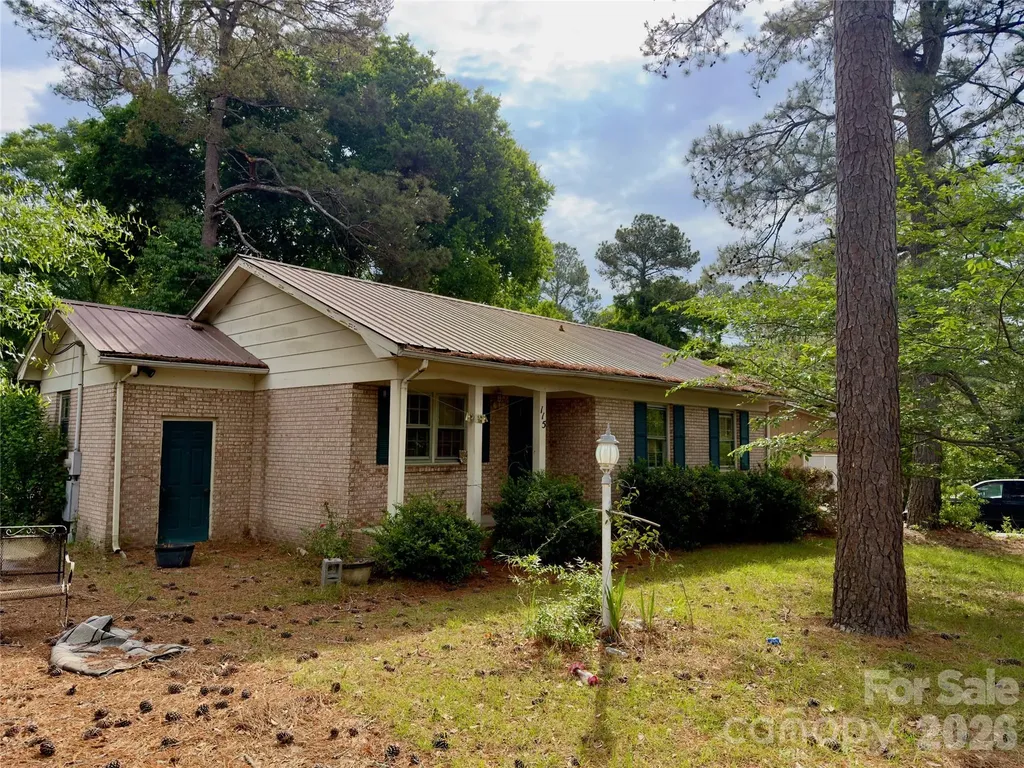 115 S White Oak Street Morven NC 28119