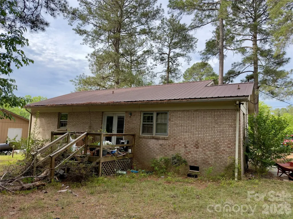 115 S White Oak Street Morven NC 28119