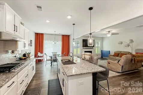 39 Hanging Leaf Court Blythewood SC 29016