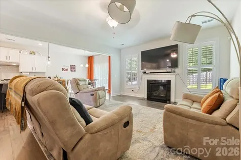 39 Hanging Leaf Court Blythewood SC 29016