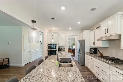 39 Hanging Leaf Court Blythewood SC 29016