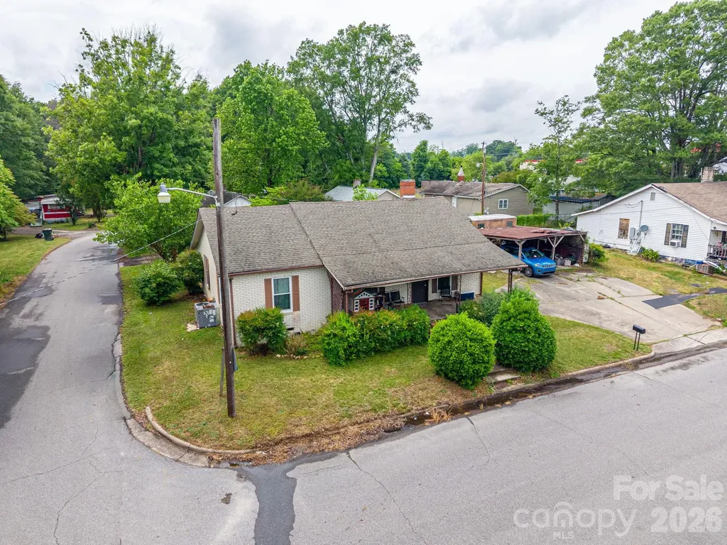 101 Huss Avenue Cherryville NC 28021