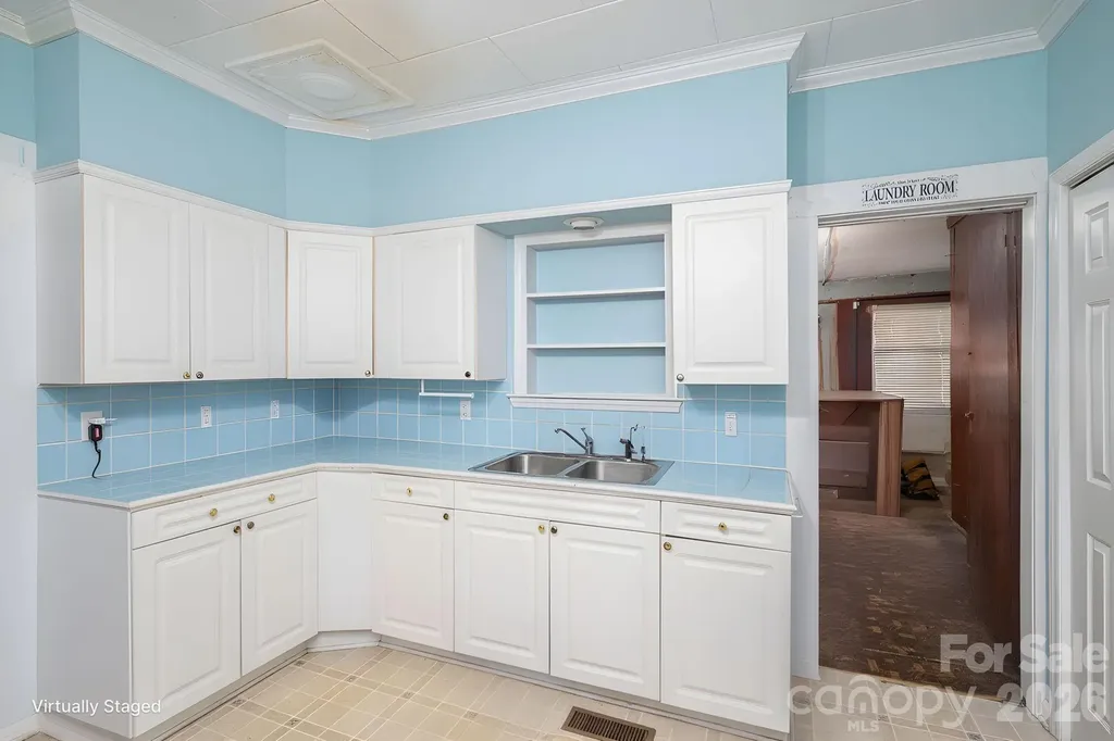 101 Huss Avenue Cherryville NC 28021