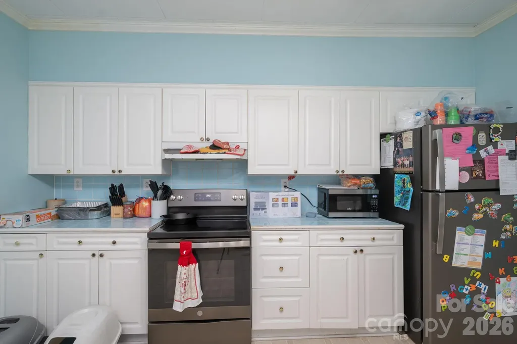 101 Huss Avenue Cherryville NC 28021