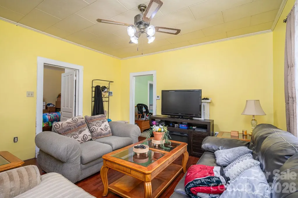 101 Huss Avenue Cherryville NC 28021