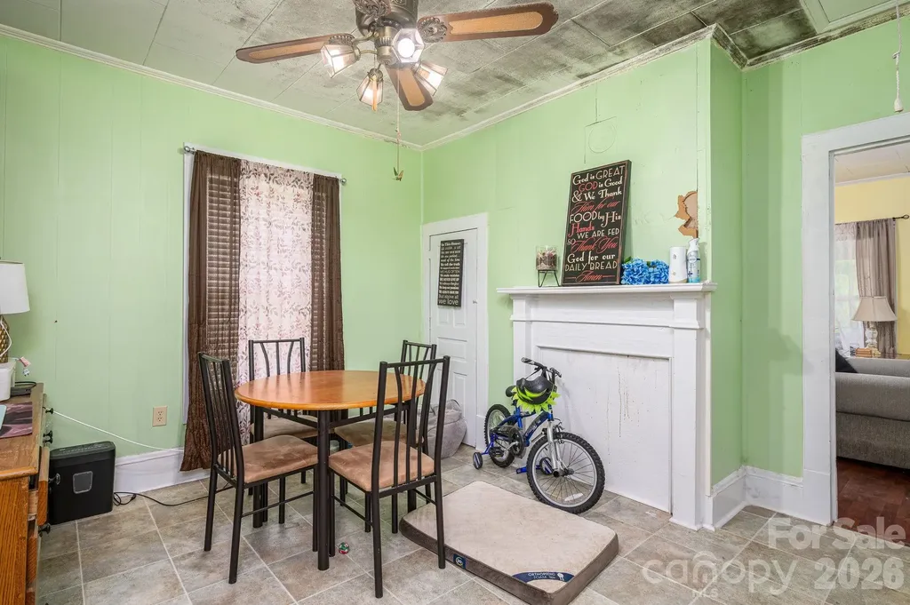 101 Huss Avenue Cherryville NC 28021