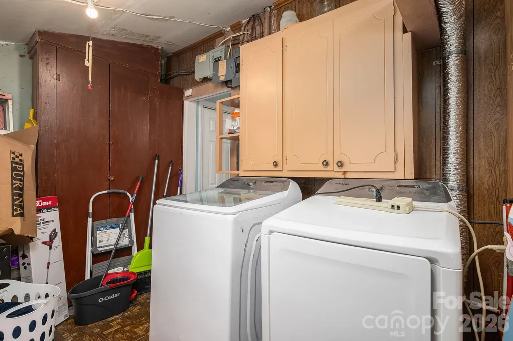101 Huss Avenue Cherryville NC 28021
