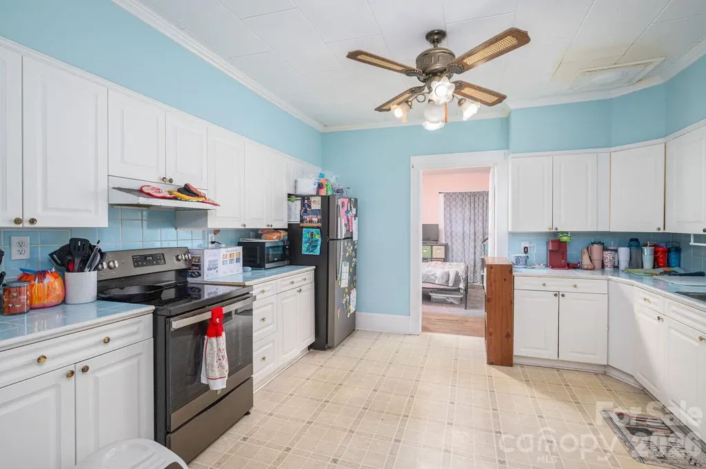 101 Huss Avenue Cherryville NC 28021