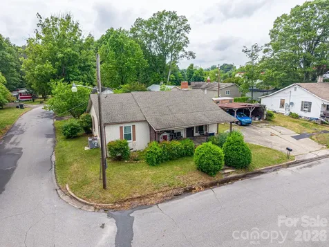 101 Huss Avenue Cherryville NC 28021