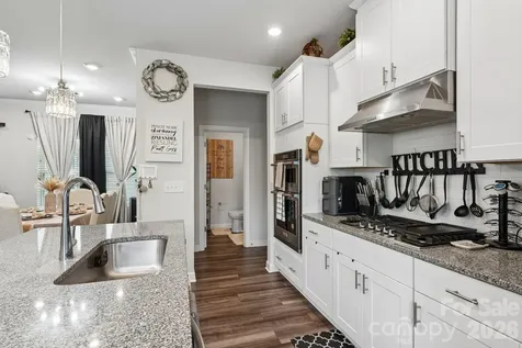 14200 Laughing Gull Road Charlotte NC 28278