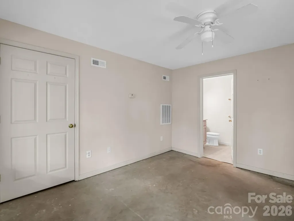 120 Lakewood Drive Lake Lure NC 28746