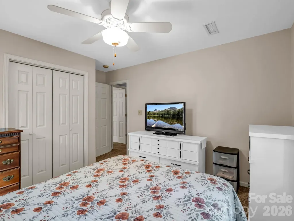 120 Lakewood Drive Lake Lure NC 28746