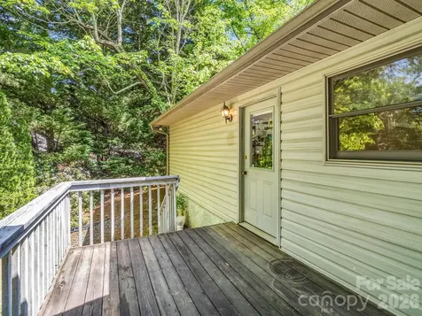 120 Lakewood Drive Lake Lure NC 28746